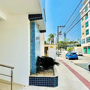 Apartamento Lindo Apto 1200 M, Balneário Camboriú